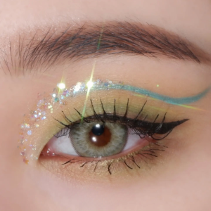 Like Me Feel The Green Contact Lenses