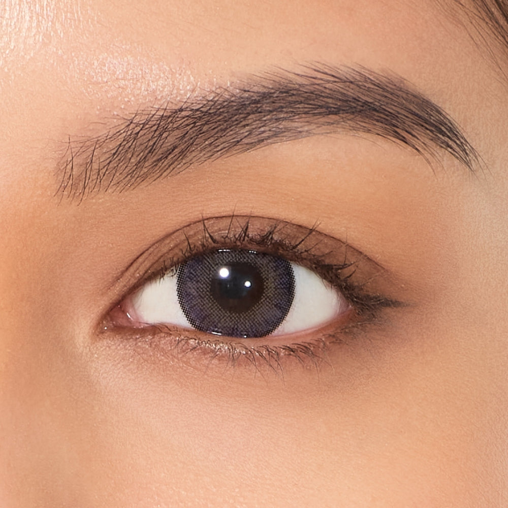 neo-myownglow-violet-closeup-eye.jpg