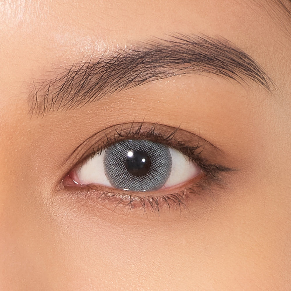 perfect-hue-nordic-gray-closeup-eye.jpg