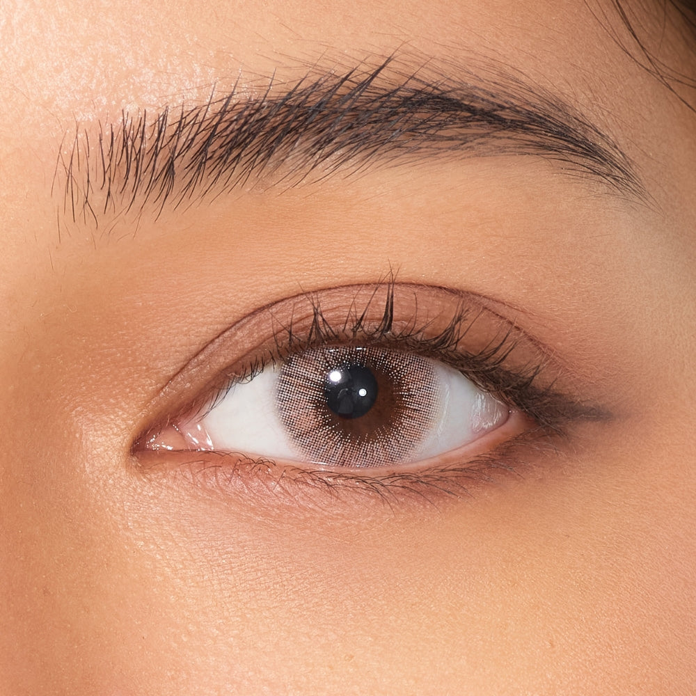 perfect-hue-peony-gray-closeup-eye_0cfae623-69fc-4b58-aaa9-ecc9f6d483b2.jpg