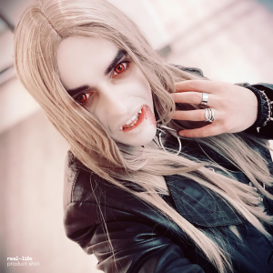 Super Pinky Bright Red Contact Lenses